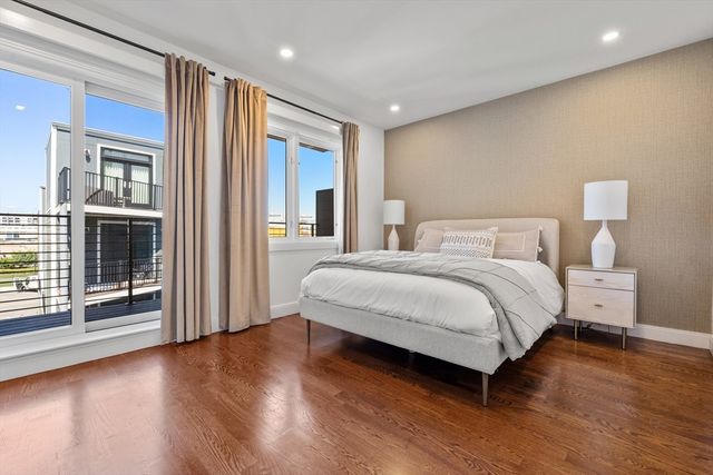 7 Kemble Place, Boston, MA 02127