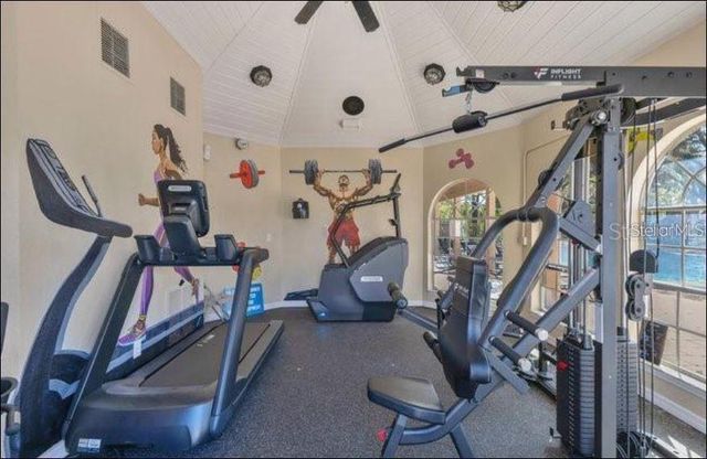 652 ROARING DRIVE 230, Altamonte Springs, FL 32714