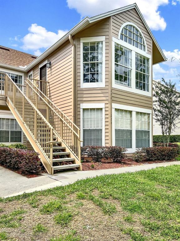 Image 25 of property listing at 652 ROARING DRIVE 230, Altamonte Springs, FL 32714