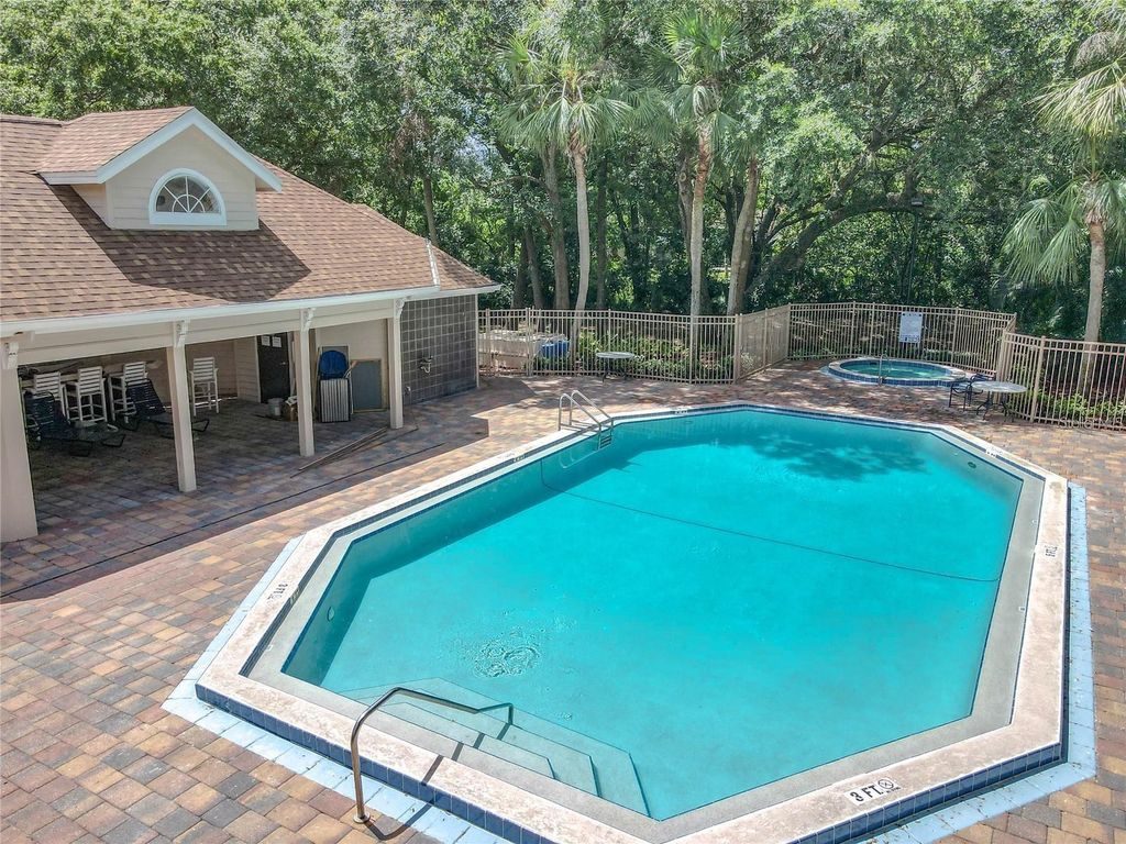 Image 42 of property listing at 652 ROARING DRIVE 230, Altamonte Springs, FL 32714