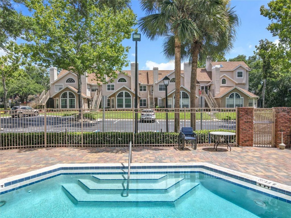 Image 44 of property listing at 652 ROARING DRIVE 230, Altamonte Springs, FL 32714