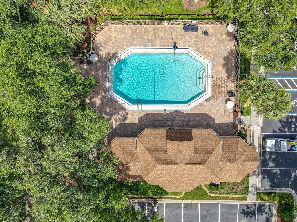 Image 49 of property listing at 652 ROARING DRIVE 230, Altamonte Springs, FL 32714