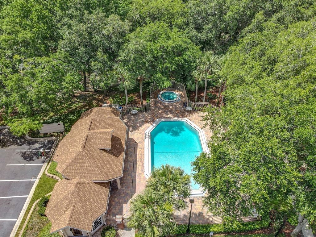 Image 50 of property listing at 652 ROARING DRIVE 230, Altamonte Springs, FL 32714