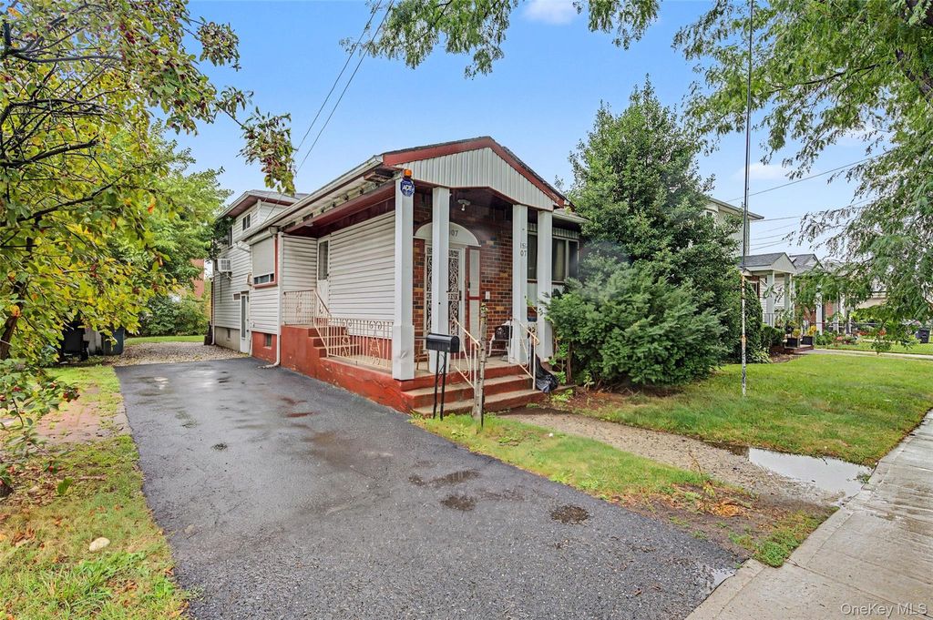 156-07 N Conduit Avenue, Jamaica, NY 11434 — photo 2