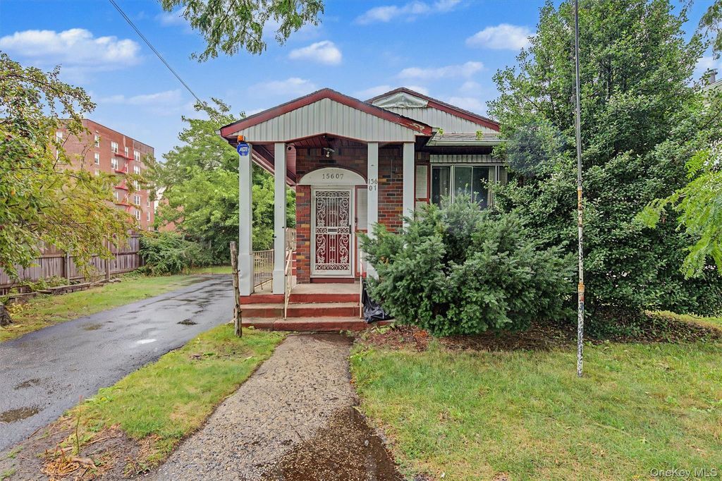 156-07 N Conduit Avenue, Jamaica, NY 11434 — photo 3