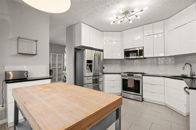 350 Riversong Way, Alpharetta, GA 30022