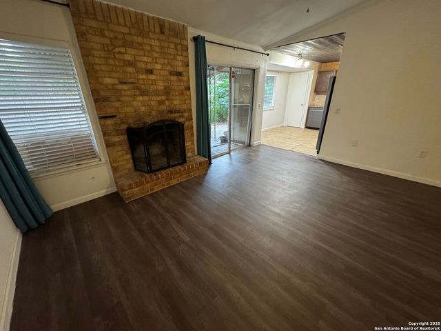 11902 Las Vegas, San Antonio, TX 78233