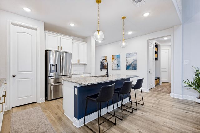 912 Lady Bird Drive, Mckinney, TX 75071