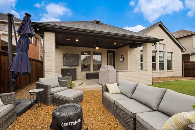 912 Lady Bird Drive, Mckinney, TX 75071