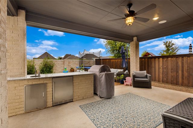 912 Lady Bird Drive, Mckinney, TX 75071