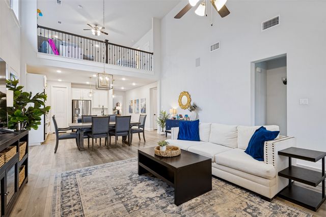 912 Lady Bird Drive, Mckinney, TX 75071
