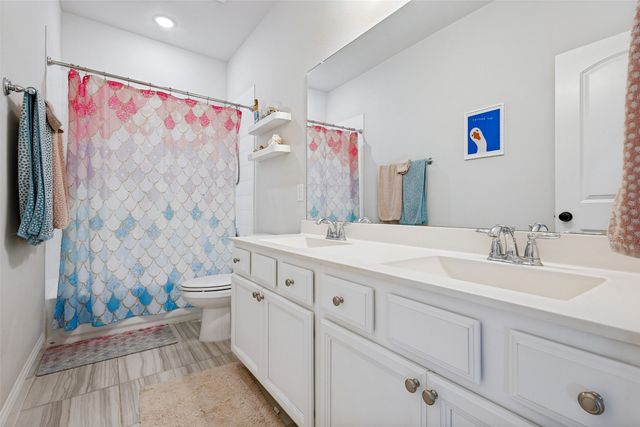 912 Lady Bird Drive, Mckinney, TX 75071