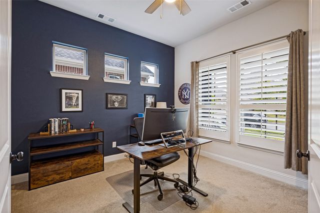 912 Lady Bird Drive, Mckinney, TX 75071