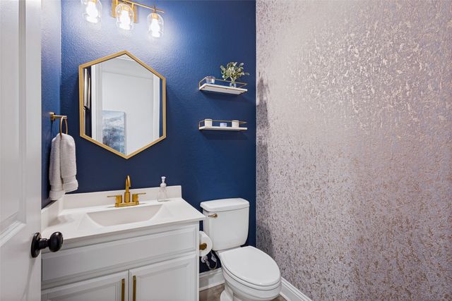 912 Lady Bird Drive, Mckinney, TX 75071