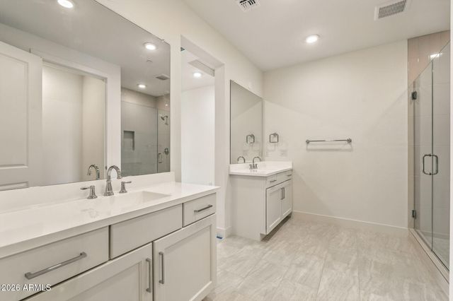 2121 W SONORAN DESERT Drive 59, Phoenix, AZ 85085