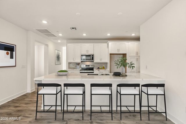 2121 W SONORAN DESERT Drive 59, Phoenix, AZ 85085