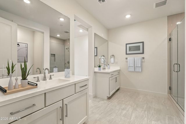 2121 W SONORAN DESERT Drive 59, Phoenix, AZ 85085