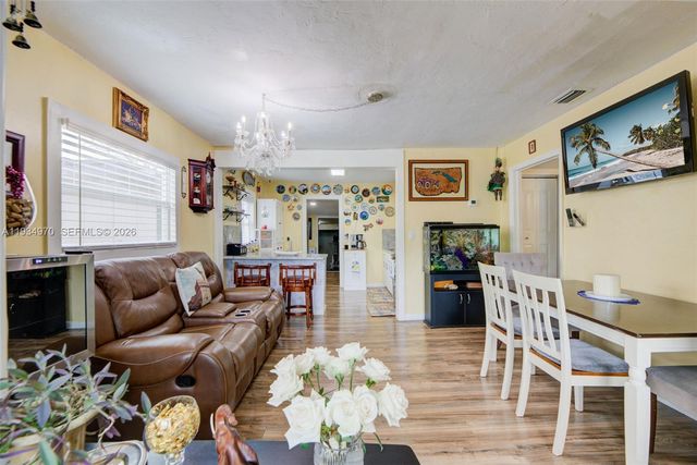 1911 NW 52nd Street, Miami, FL 33142
