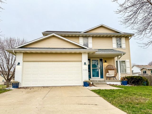 3106 SE Cherry Blossom Drive, Ankeny, IA 50021