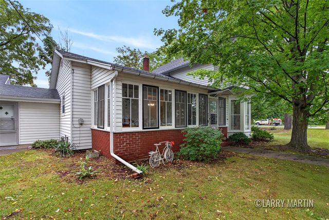 408 Kalamazoo Street, Otsego, MI 49078
