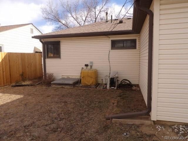 2209 Macon St, Aurora, CO 80010