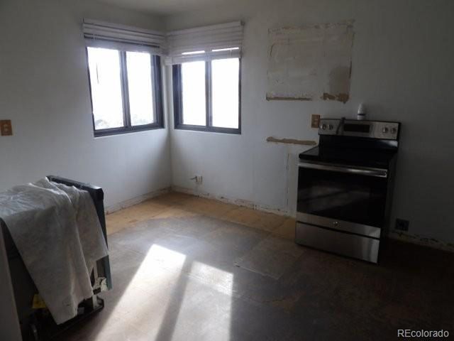 2209 Macon St, Aurora, CO 80010