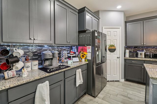 8112 Lakeshore Drive, Kemp, TX 75143