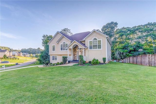 3515 Cowan Ridge Drive, Winston, GA 30187