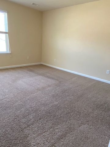 120 Batya Ct, La Vergne, TN 37086