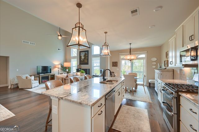 7935 Garnet Trace, Ball Ground, GA 30107