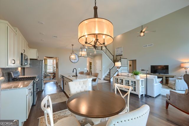 7935 Garnet Trace, Ball Ground, GA 30107