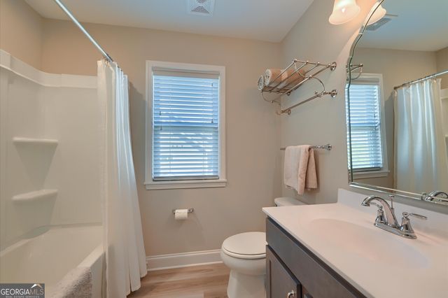 7935 Garnet Trace, Ball Ground, GA 30107