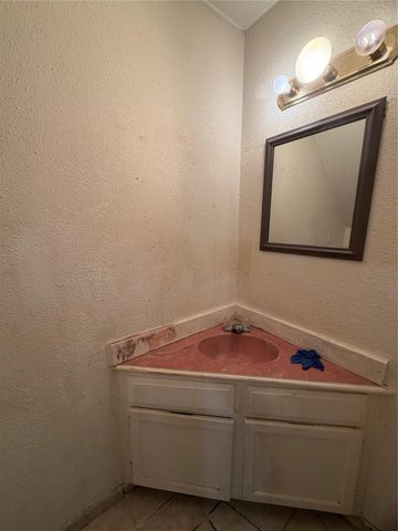 9803 Club Creek Drive 15, Houston, TX 77036