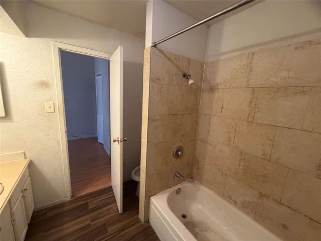 9803 Club Creek Drive 15, Houston, TX 77036