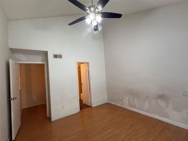 9803 Club Creek Drive 15, Houston, TX 77036