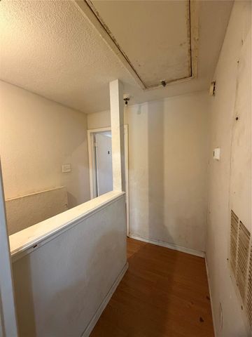 9803 Club Creek Drive 15, Houston, TX 77036