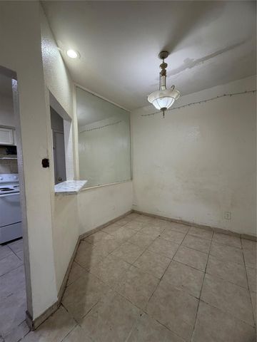 9803 Club Creek Drive 15, Houston, TX 77036