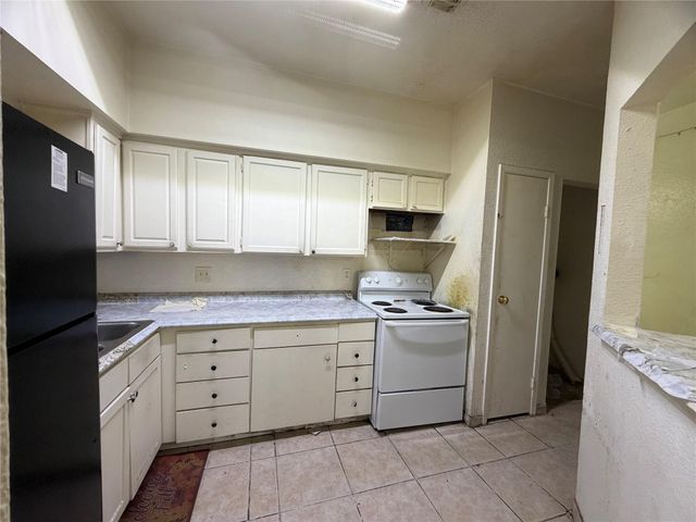 9803 Club Creek Drive 15, Houston, TX 77036