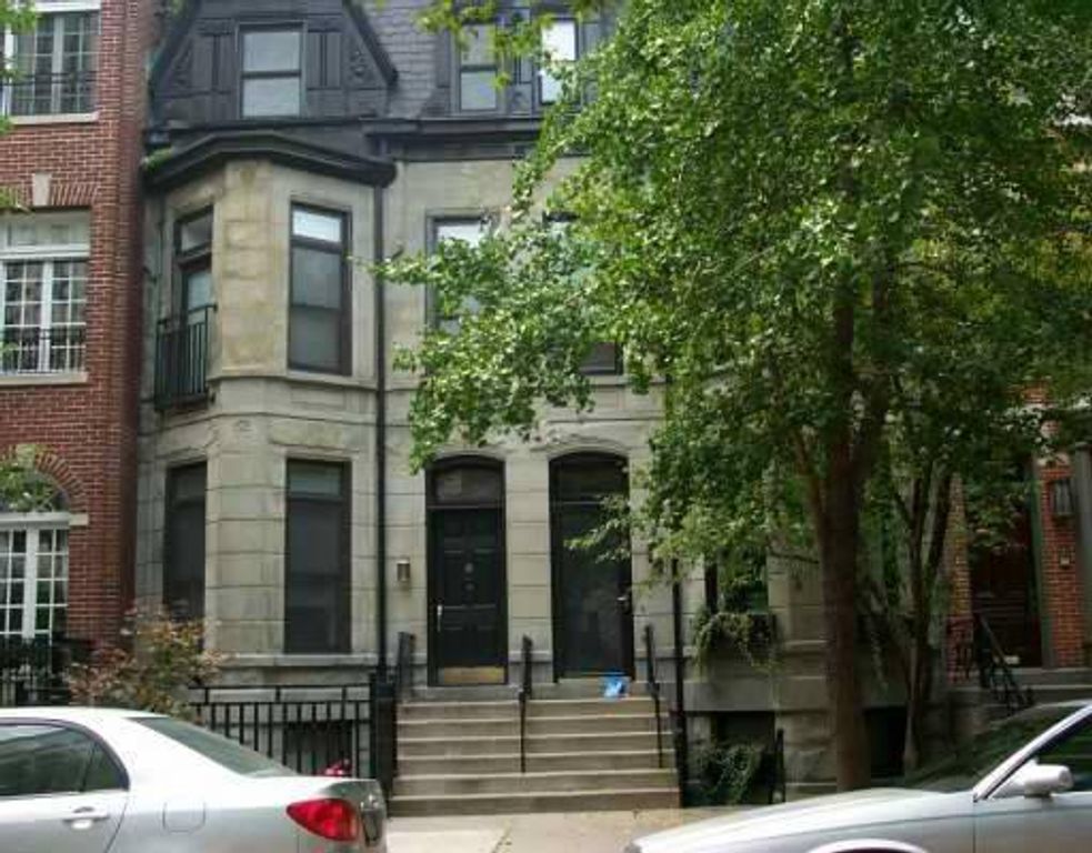 59 E BELLEVUE Place A, Chicago, IL 60611