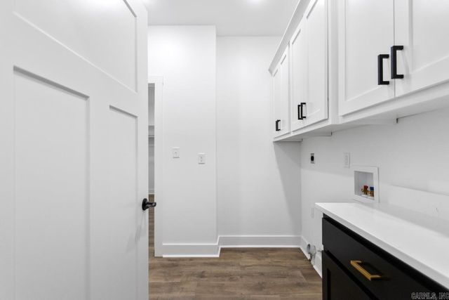 656 Feldspar Drive, Sherwood, AR 72120