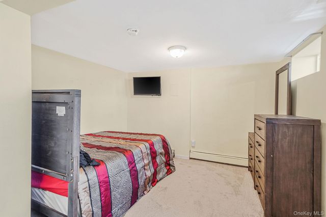 59 Nevada Road, West Babylon, NY 11704