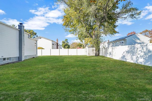 59 Nevada Road, West Babylon, NY 11704