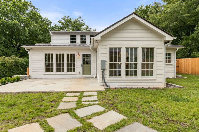 215 Lewisburg Ave, Franklin, TN 37064