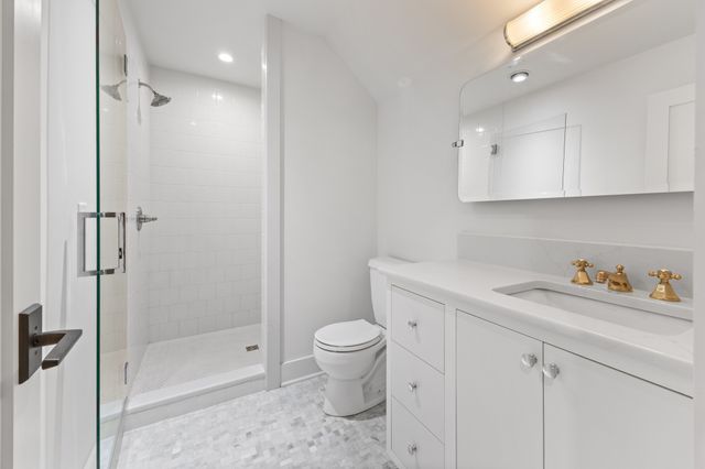 215 Lewisburg Ave, Franklin, TN 37064