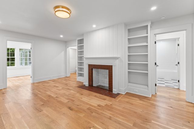 215 Lewisburg Ave, Franklin, TN 37064