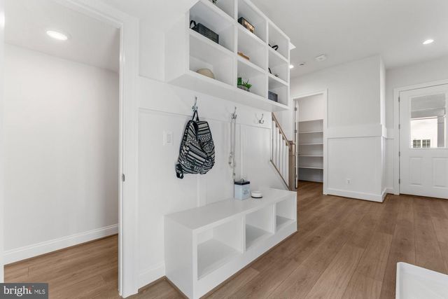 1767 PROFFIT RD, Vienna, VA 22182