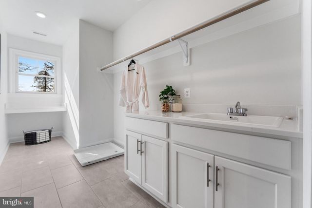 1767 PROFFIT RD, Vienna, VA 22182