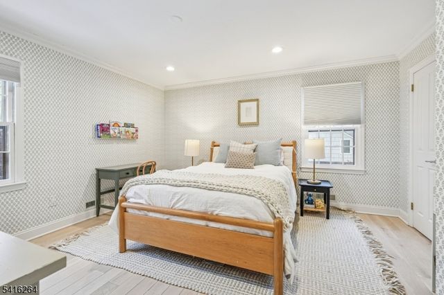 77 Falmouth St, Millburn Twp., NJ 07078