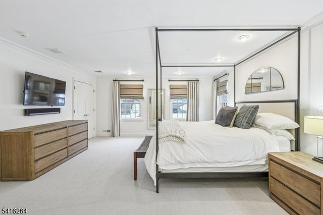 77 Falmouth St, Millburn Twp., NJ 07078