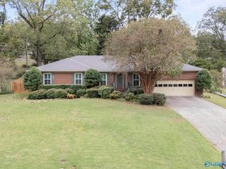 1209 Kennamer Drive SE, Huntsville, AL 35801
